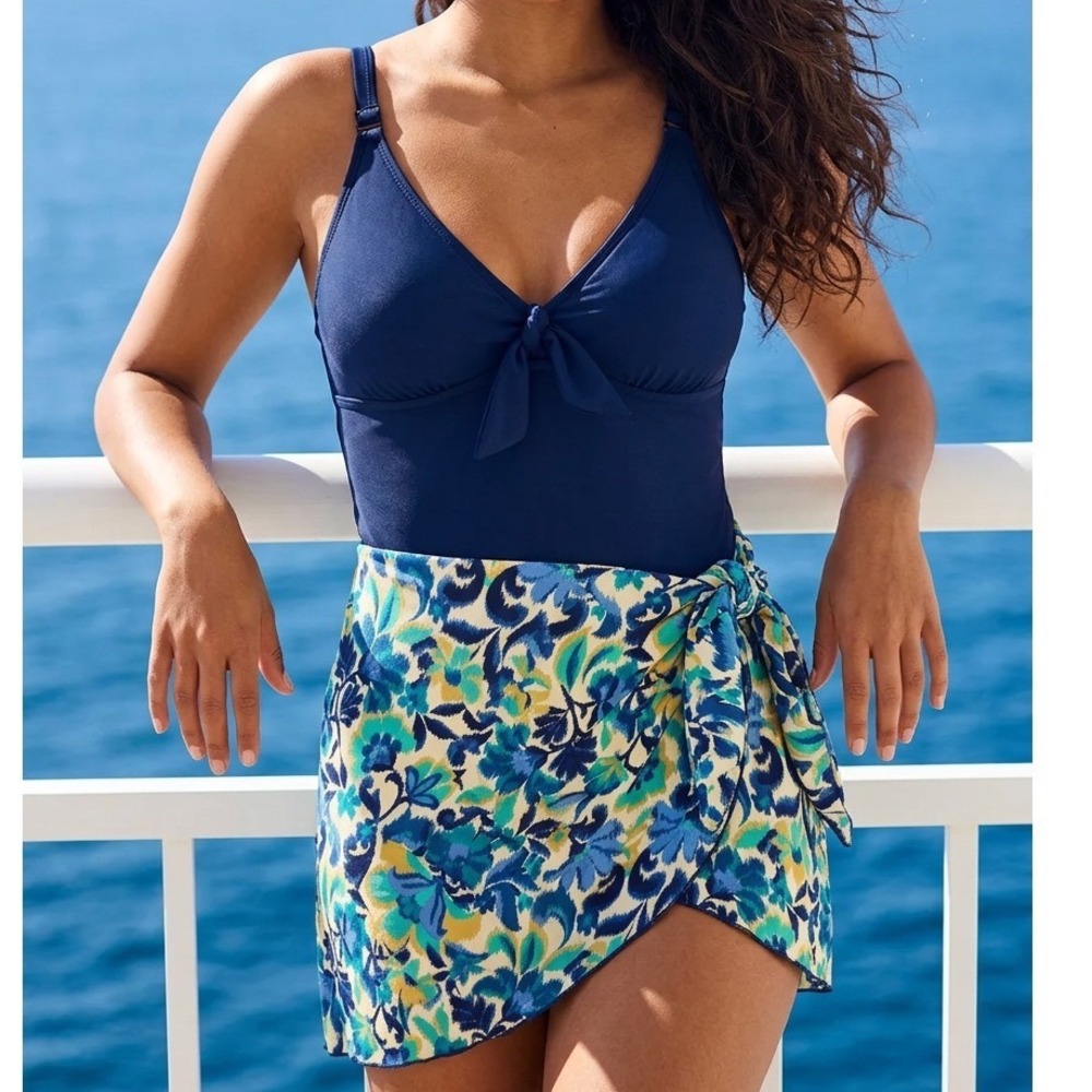 Lands' End Small Swim Dress Women Deep Sea Navy Floral Wrap One Piece 25LETS115